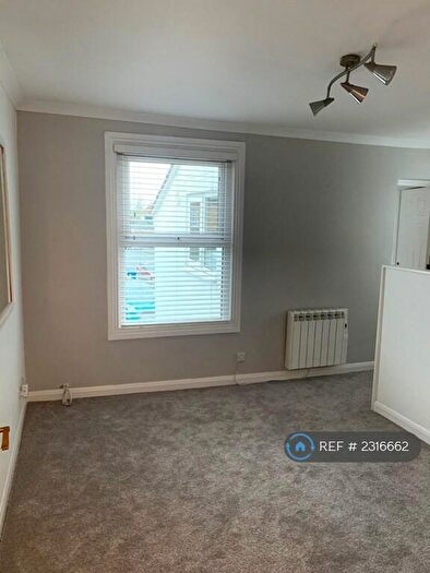 1 Bedroom Flat To Rent In St. Lukes Road, Maidenhead, SL6