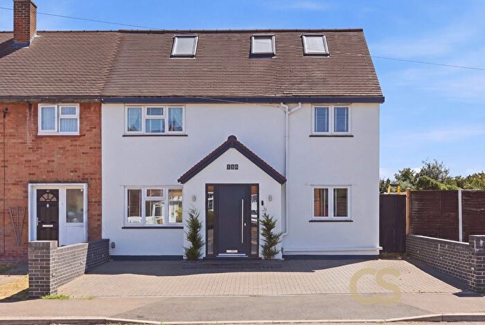 4 Bedroom End Terrace House For Sale In Whitefields Road, Cheshunt, EN8