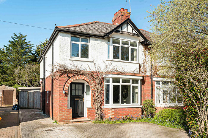 3 Bedroom Semi-Detached House For Sale In Eastern Avenue, Oxford, OX4