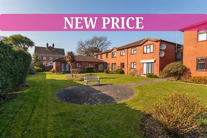 1 Bedroom Flat For Sale In Grosvenor Court, Gosport Road, Stubbington., PO14