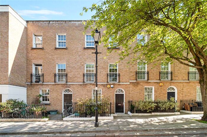 3 Bedroom Terraced House For Sale In Batchelor Street, Barnsbury, London, N1
