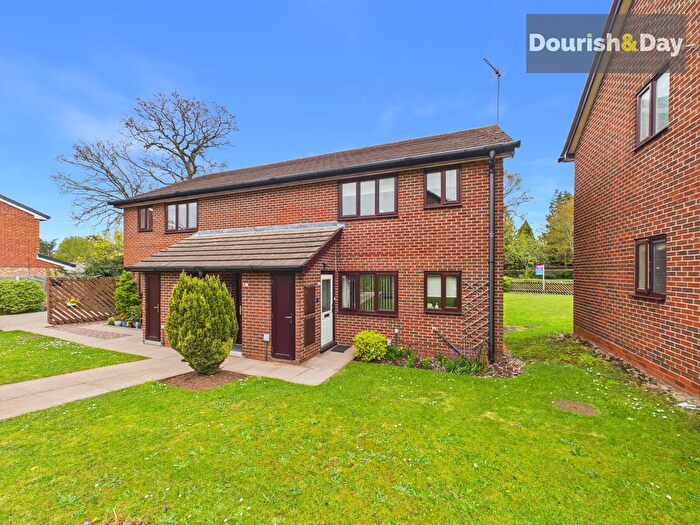 2 Bedroom Flat For Sale In Wildwood Ringway, Winchester Court Wildwood Ringway, ST17