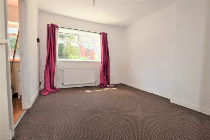 1 Bedroom Apartment To Rent In Barlow Moor Road, Manchester, M21