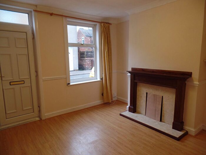 2 Bedroom End Terrace House To Rent In Albany Street, Lincoln, LN1