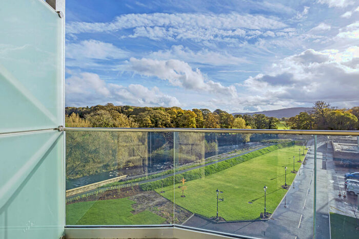 2 Bedroom Flat To Rent In Whitaker Mill, Iron Row, Burley In Wharfedale, Ilkley, LS29