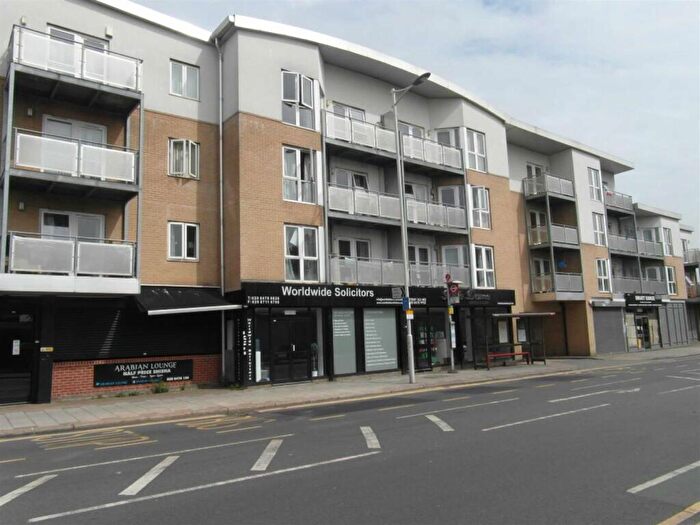 1 Bedroom Flat To Rent In High Road, Ilford, IG1