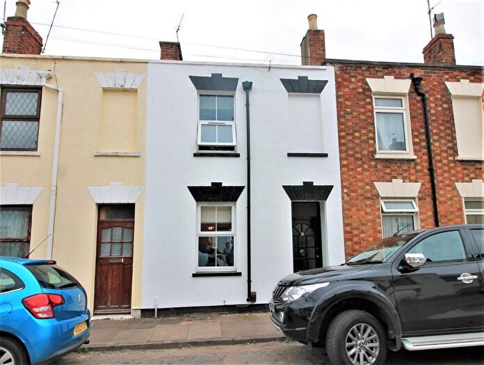 2 Bedroom Terraced House To Rent In Hungerford Street, Cheltenham, GL50