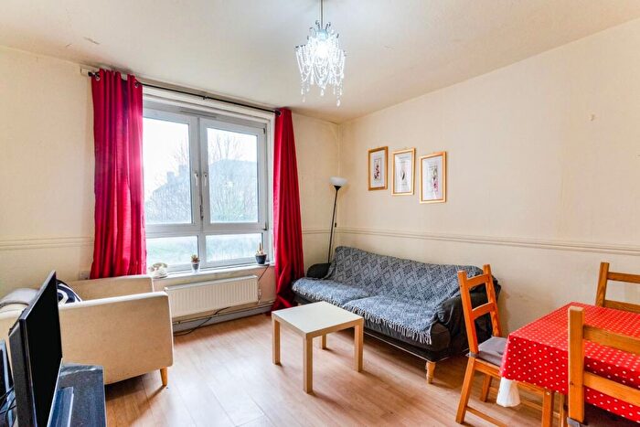2 Bedroom Flat To Rent In Orb Street Walworth, SE17