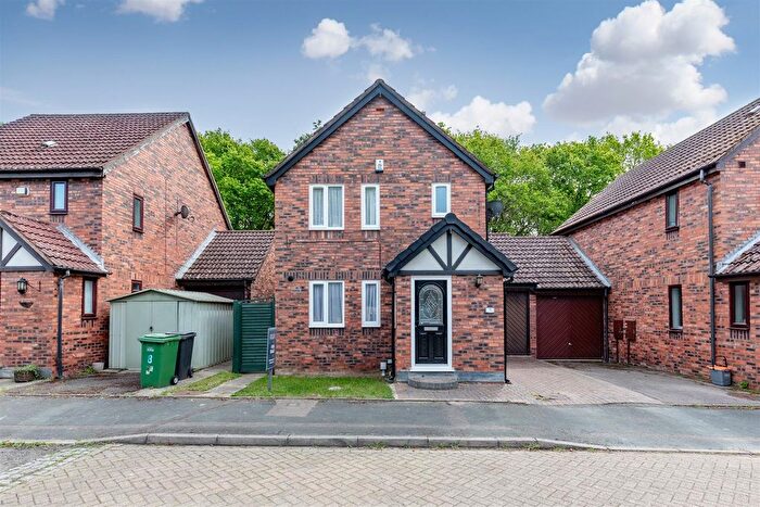 3 Bedroom Link Detached House For Sale In Albourne Close, St. Leonards-On-Sea, TN38