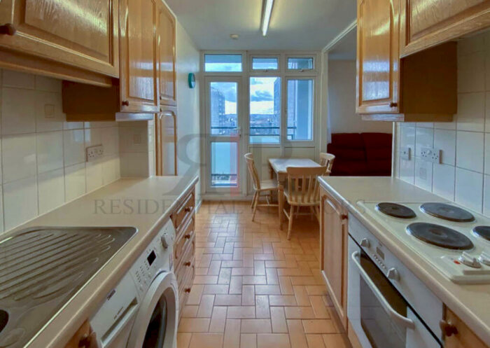 3 Bedroom Apartment To Rent In Brandon Estate, London, SE17