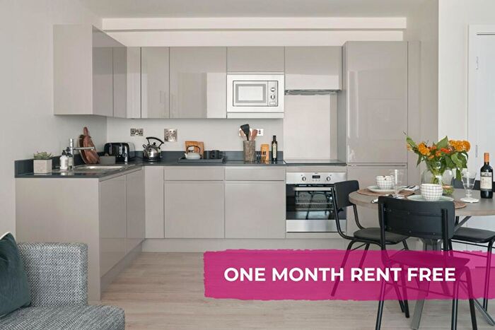 3 Bedroom Apartment To Rent In The Whitmore Collection, Newhall Walk, B3