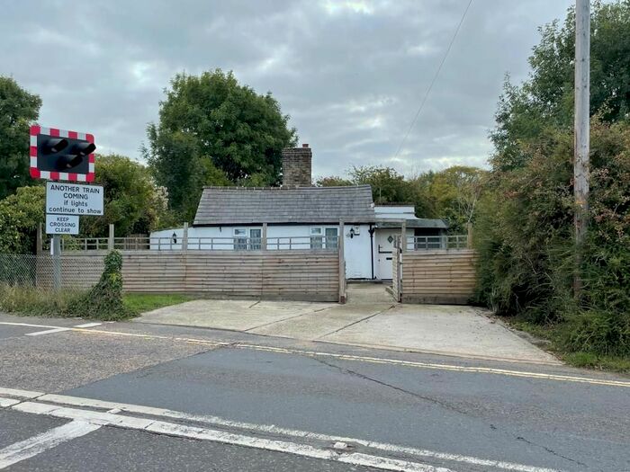 2 Bedroom Detached Bungalow For Sale In Railway Crossing Cottage, Ash Road, Sandwich, Kent, CT13