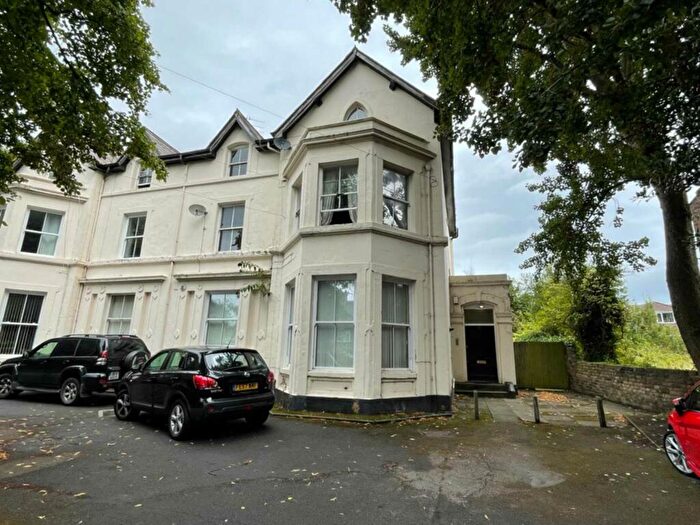 2 Bedroom Apartment To Rent In North Drive, Wavertree, L15
