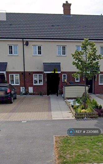 2 Bedroom Terraced House To Rent In Wentworth Avenue, Slough, SL2