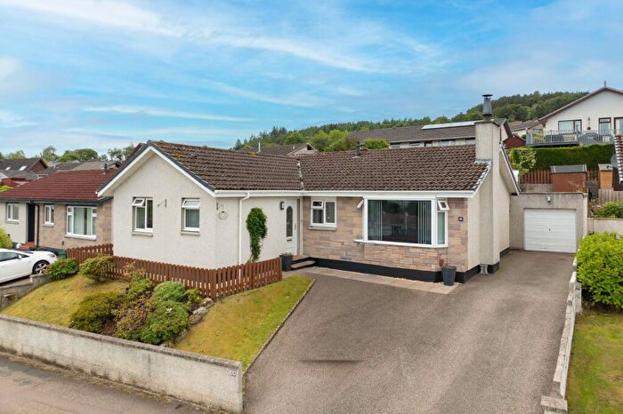 4 Bedroom Detached Bungalow For Sale In Scorguie Road, Inverness, IV3