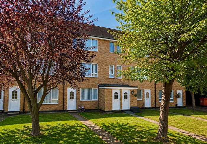 2 Bedroom Maisonette To Rent In Langham Court, Hornchurch, RM11