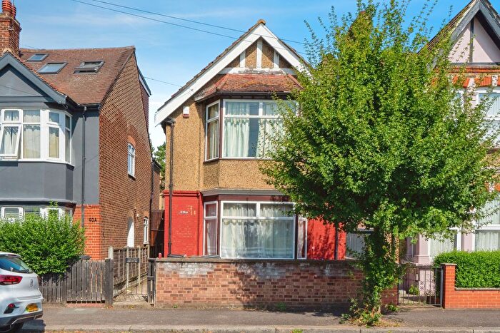 3 Bedroom Property To Rent In Brewster Road, Leyton, London, E10