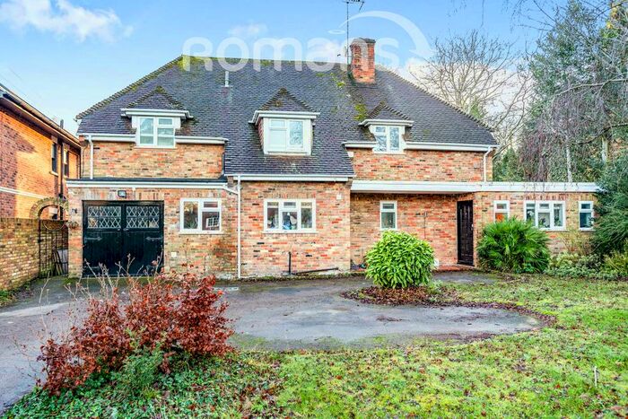 5 Bedroom Detached House To Rent In Fulmer Drive, Gerrards Cross SL9