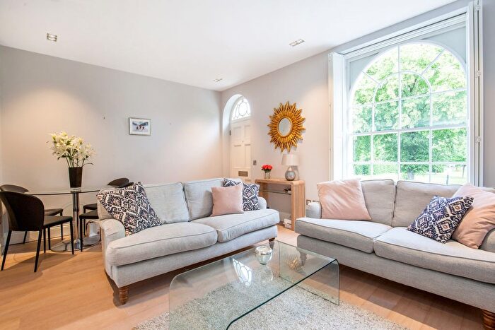 2 Bedroom Maisonette To Rent In Heathfield Terrace, London, W4