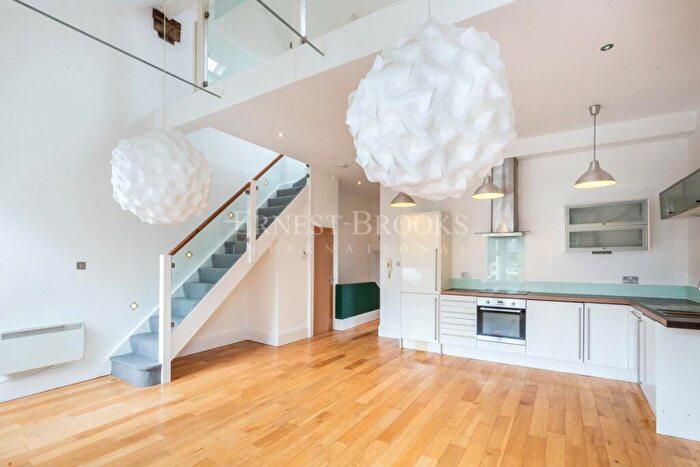 3 Bedroom Apartment To Rent In Jerningham Road, New Cross, SE14