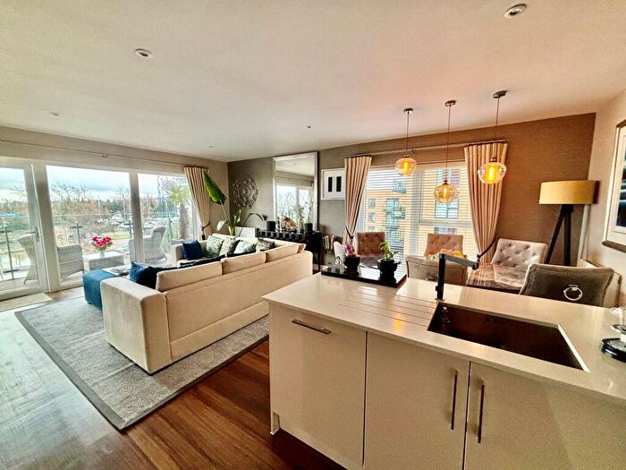 3 Bedroom Apartment To Rent In Marina Heights, Pearl Lane, Gillingham, ME7