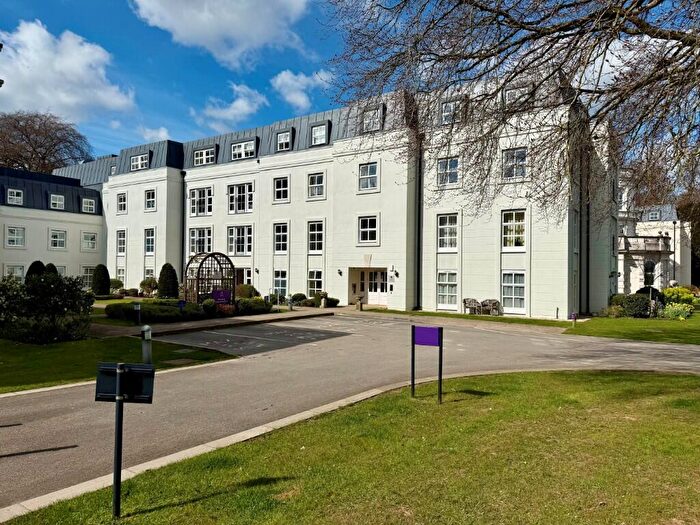 1 Bedroom Retirement Property For Sale In Templeton Road, RG17