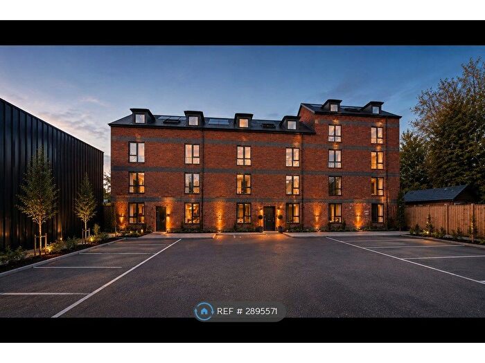 1 Bedroom Flat To Rent In New Road, Birmingham, B45