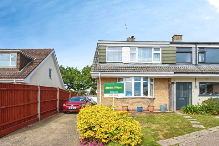 3 Bedroom Semi Detached House For Sale In South Western Crescent, Poole, Dorset, BH14