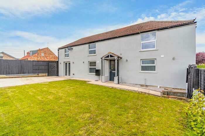 4 Bedroom Cottage For Sale In Fen Road, East Kirkby, PE23