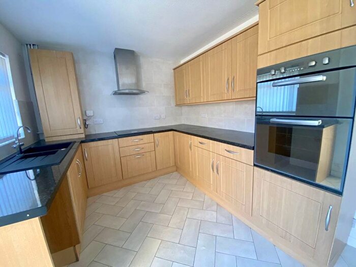 3 Bedroom Property To Rent In Chemical Road, Morriston, Swansea, SA6