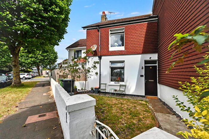 2 Bedroom Terraced House For Sale In Wartling Road, Eastbourne, BN22