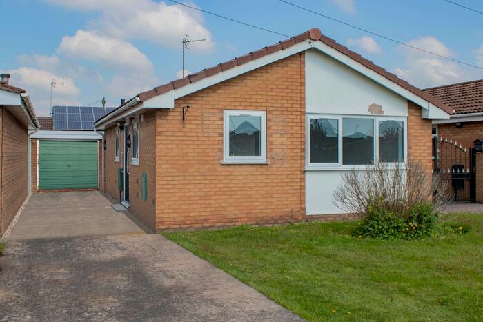 2 Bedroom Bungalow To Rent In Quantock Road, Long Eaton, Nottingham, NG10