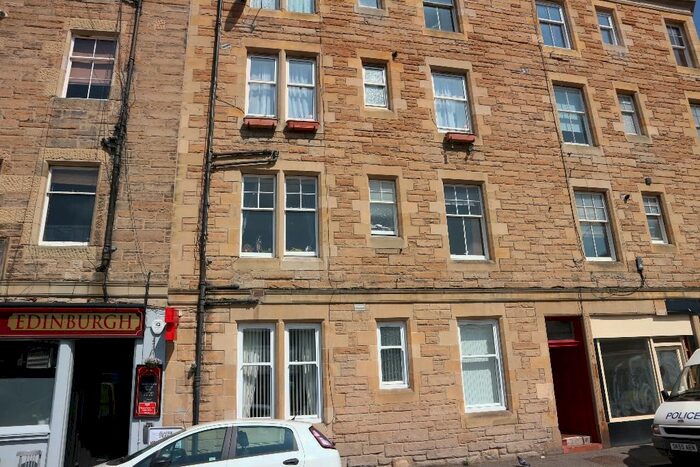 Studio To Rent In St Leonards Hill, South Side, Edinburgh, EH8