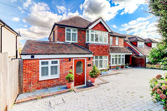 4 Bedroom Detached House For Sale In Hatters Lane, High Wycombe, Buckinghamshire, HP13