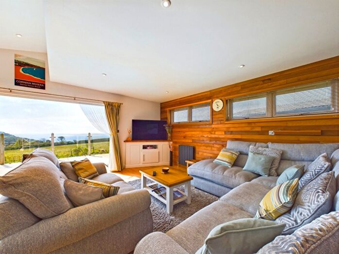 2 Bedroom Lodge For Sale In Boswinger, St. Austell, PL26
