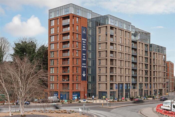 1 Bedroom Apartment To Rent In Marketfield Way, Redhill, RH1