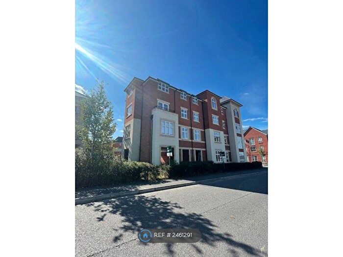 2 Bedroom Flat To Rent In Islander House, Wellesley, Aldershot, GU11