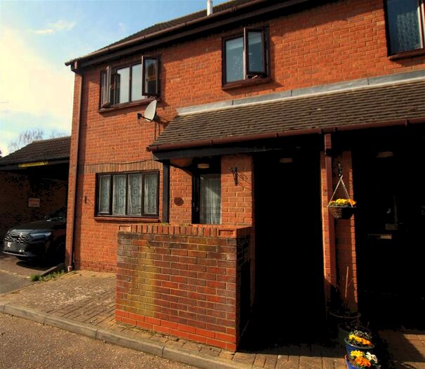 1 Bedroom Flat To Rent In Wellington Place, Warley, Brentwood, CM14