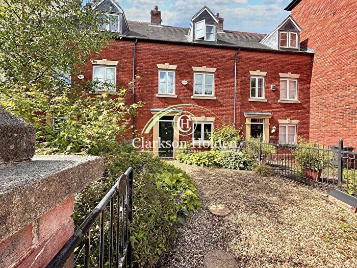 4 Bedroom Town House For Sale In Danvers Way, Fulwood, Preston, PR2