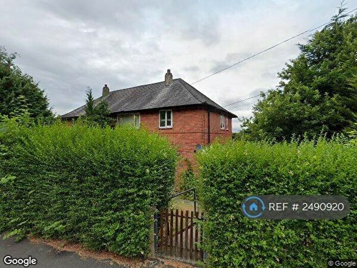 3 Bedroom Semi-Detached House To Rent In Foxcroft Mount, Leeds, LS6