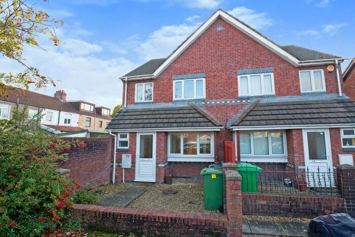 3 Bedroom Terraced House To Rent In Brunswick Street, Canton, CF5