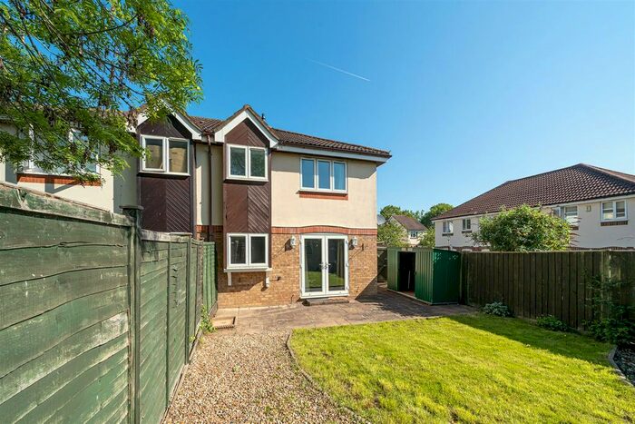 1 Bedroom Property To Rent In Milward Gardens, Binfield, Bracknell, RG12