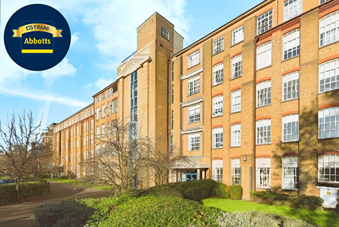 2 Bedroom Flat To Rent In Durrant Court, Brook Street, Chelmsford, CM1