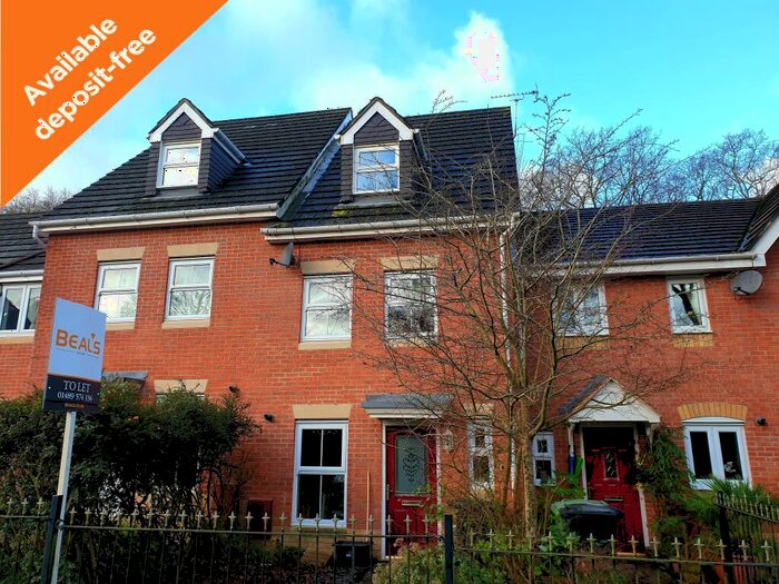 3 Bedroom House To Rent In Rowan Close, Whiteley, Fareham, Hampshire, PO15