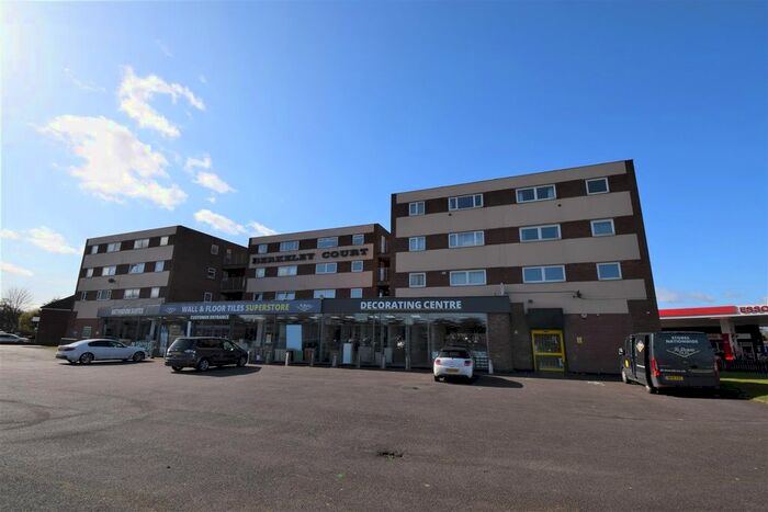 2 Bedroom Flat To Rent In Scotter Road, Scunthorpe, DN15