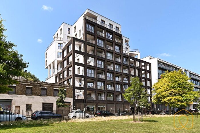 2 Bedroom Apartment For Sale In Cube Building, Wenlock Road, N1