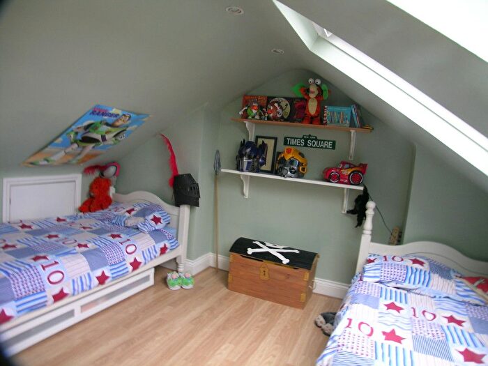 4 Bedroom Terraced House To Rent In Ravenswood Crescent, Harrow, Middlesex, HA2