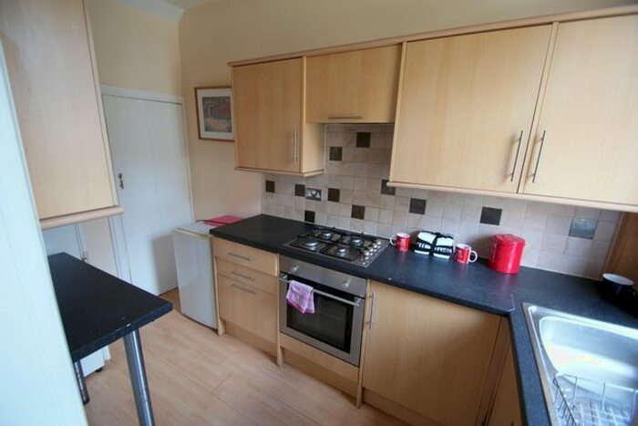 2 Bedroom Terraced House To Rent In Woodside Avenue, Burley, Leeds, LS4