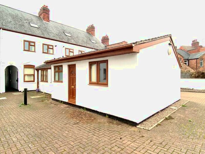 1 Bedroom Apartment To Rent In Stanley Road, Nuneaton, Warwickshire, CV11