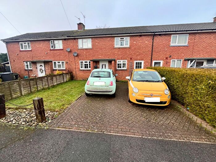 3 Bedroom Terraced House For Sale In Simon Dean, Bovingdon, Hemel Hempstead, Hertfordshire, HP3